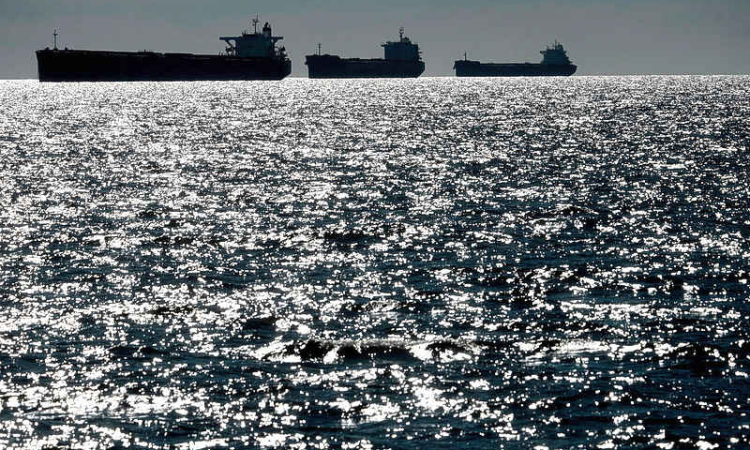 Russian 'shadow fleet' undeterred by Starmer's  threat as nearly 100 ships cross Britain’s waters